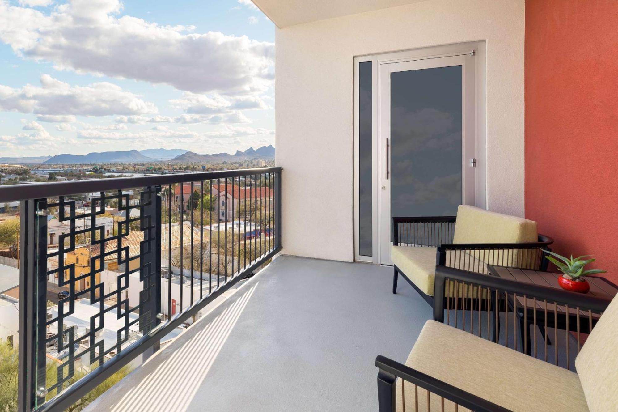 Doubletree By Hilton Tucson Downtown Convention Center Hotell Exteriör bild